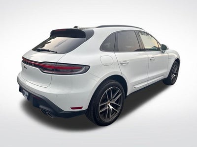 2022 Porsche Macan Base