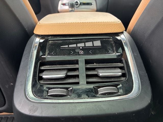 2018 Volvo XC90 T5 Momentum