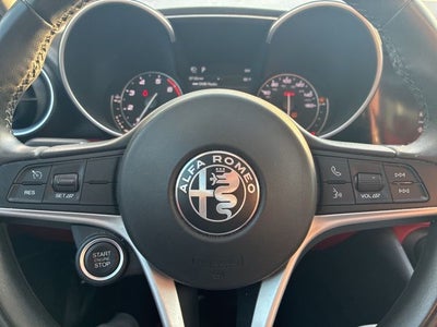 2019 Alfa Romeo Giulia Base