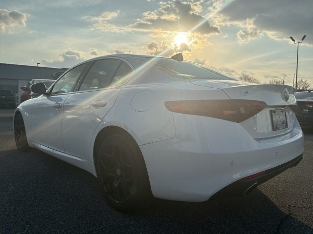 2019 Alfa Romeo Giulia Base