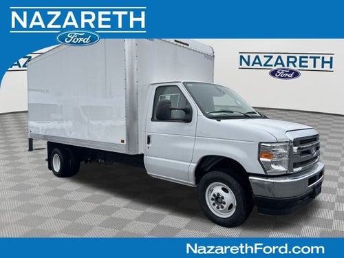 2026 Ford E-450SD Base DRW