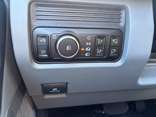 2027 Ford F-250SD XLT