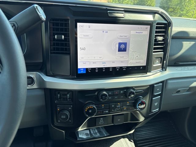 2027 Ford F-250SD XLT