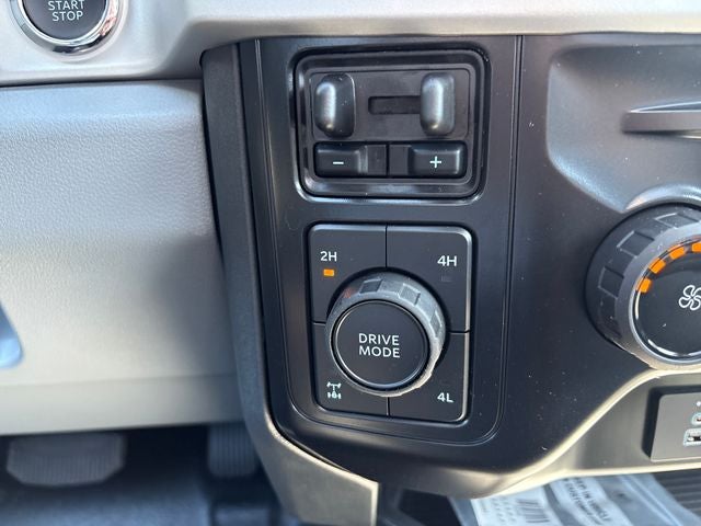 2027 Ford F-250SD XLT