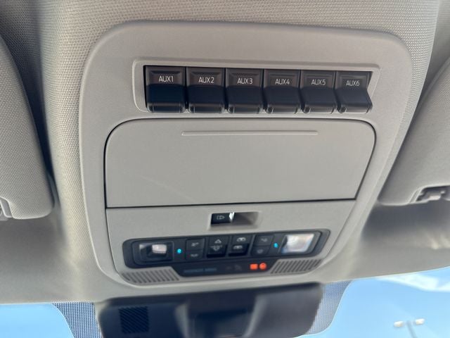 2027 Ford F-250SD XLT