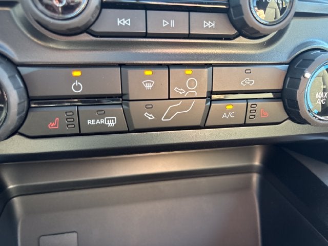2027 Ford F-250SD XLT