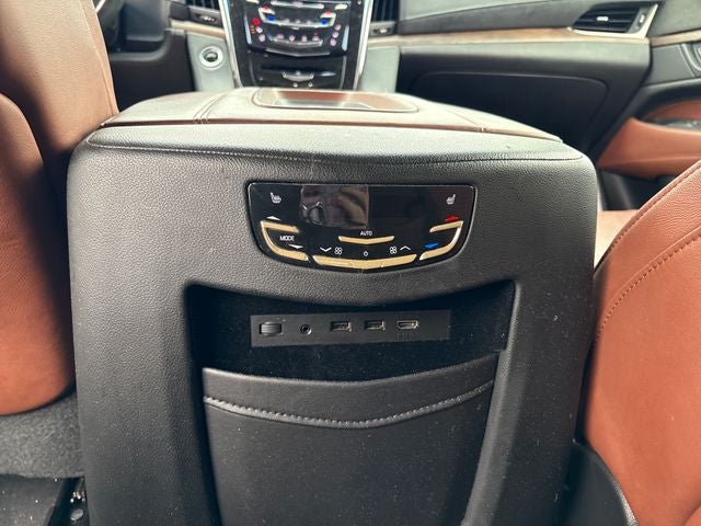 2017 Cadillac Escalade Premium Luxury