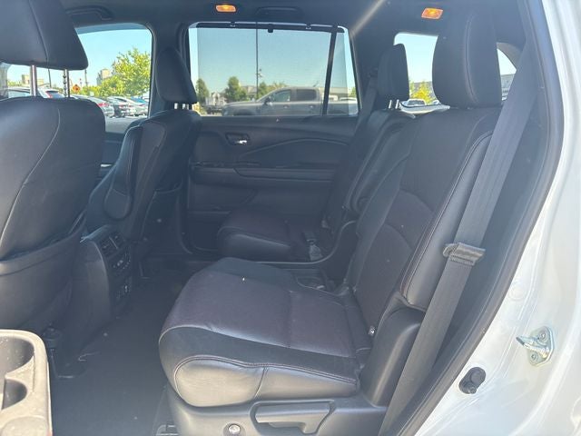 2022 Honda Pilot Black Edition