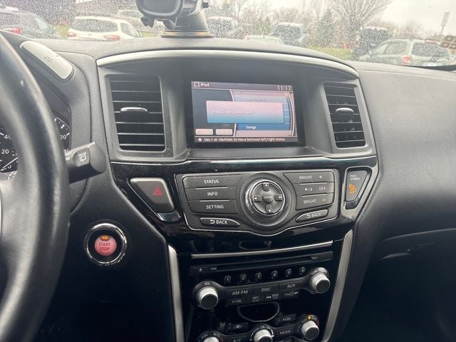 2014 Nissan Pathfinder SV