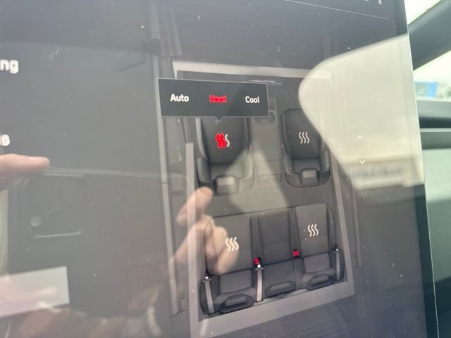 2025 Tesla Cybertruck Base