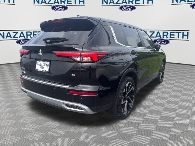 2023 Mitsubishi Outlander SE