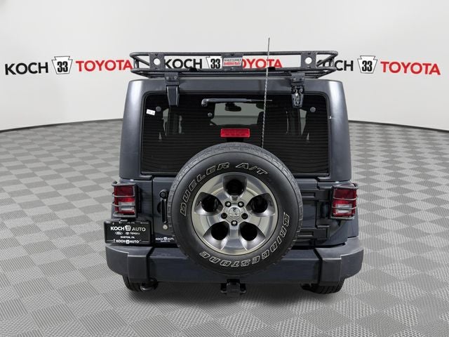 2016 Jeep Wrangler Unlimited Sahara