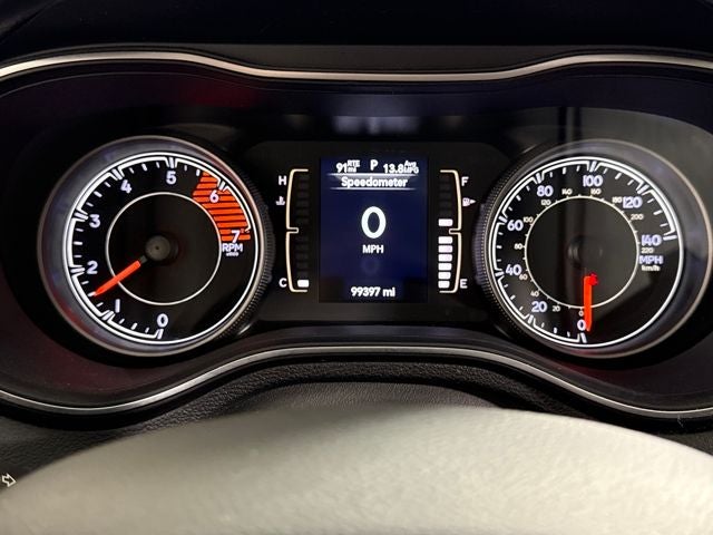 2020 Jeep Cherokee Altitude