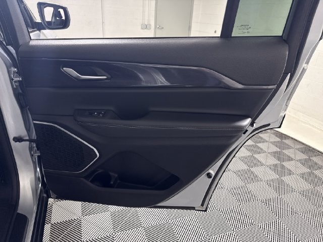 2021 Jeep Grand Cherokee L Laredo