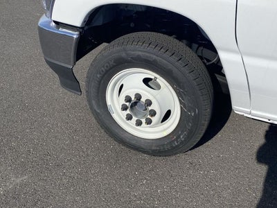 2025 Ford E-350SD Base Cutaway