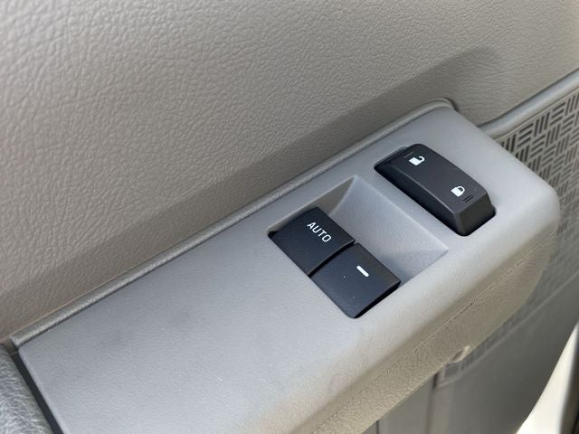 2025 Ford E-350SD Base Cutaway