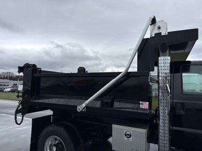 2027 Ford F-750SD Base