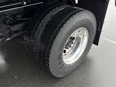 2027 Ford F-750SD Base