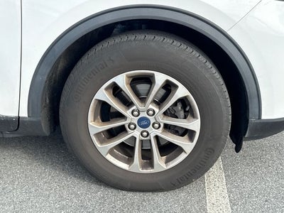 2020 Ford Escape SE