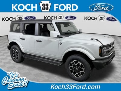 2026 Ford Bronco Outer Banks