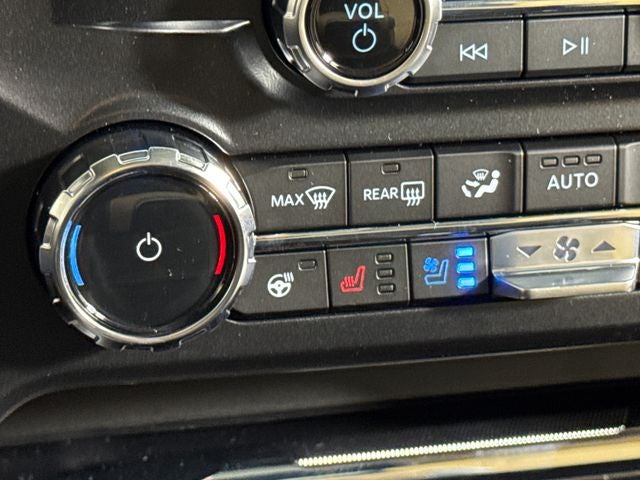 2026 Ford F-450SD Lariat DRW