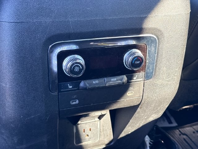 2022 GMC Yukon AT4