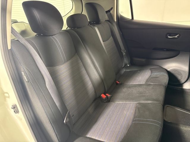 2023 Nissan Leaf SV Plus