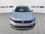 2017 Volkswagen Passat 1.8T SE w/Technology