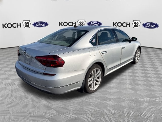 2017 Volkswagen Passat 1.8T SE w/Technology