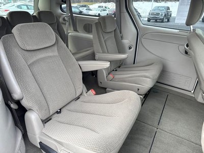 2005 Chrysler Town & Country Touring
