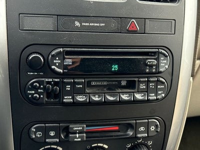 2005 Chrysler Town & Country Touring