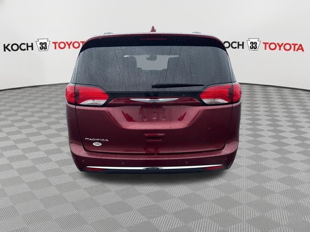 2020 Chrysler Pacifica Touring L