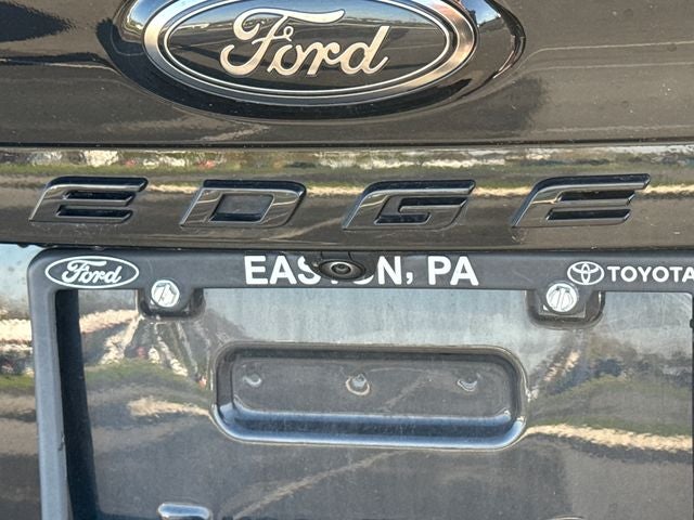 2023 Ford Edge SE