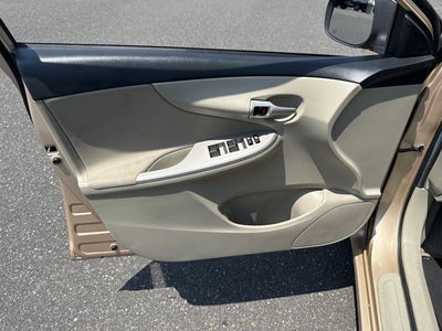 2012 Toyota Corolla LE