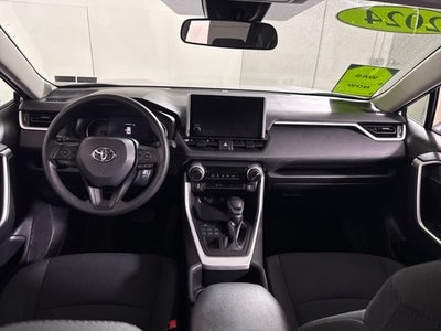 2024 Toyota RAV4 LE