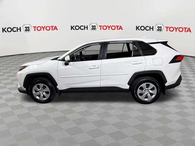 2025 Toyota RAV4 LE