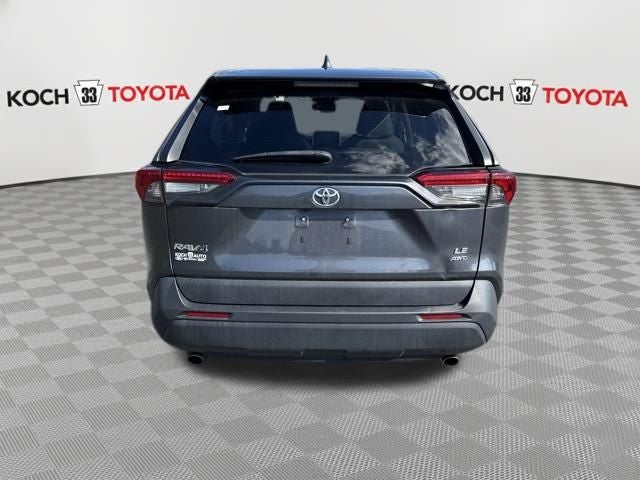 2023 Toyota RAV4 LE