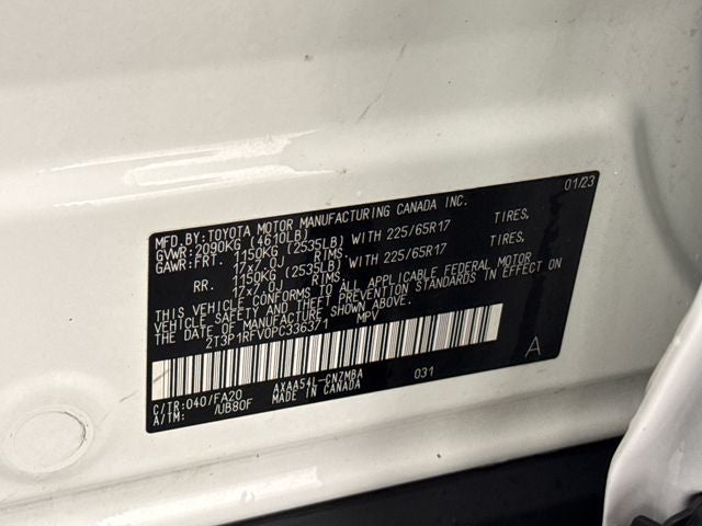 2023 Toyota RAV4 XLE