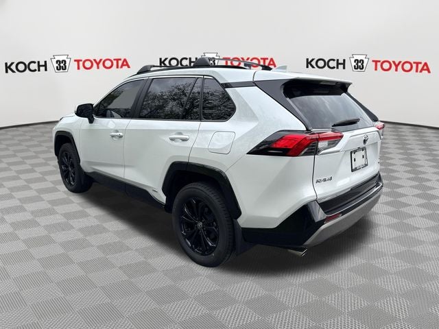2024 Toyota RAV4 Hybrid SE