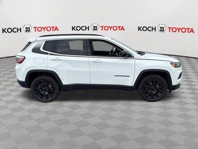 2022 Jeep Compass Latitude Lux
