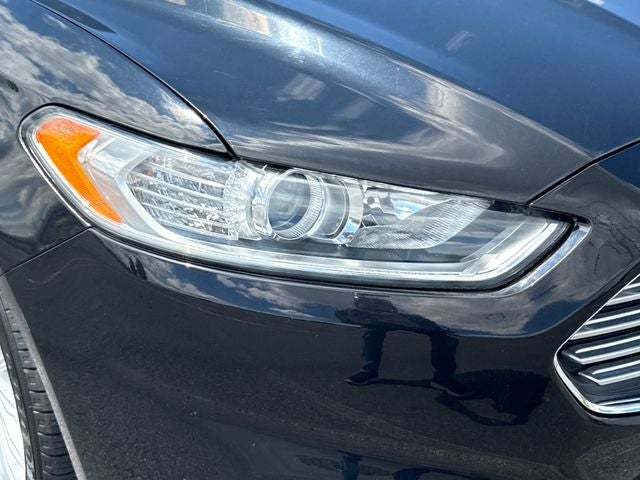 2016 Ford Fusion Hybrid SE