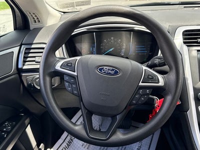 2016 Ford Fusion Hybrid SE