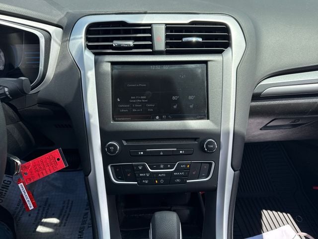 2016 Ford Fusion Hybrid SE