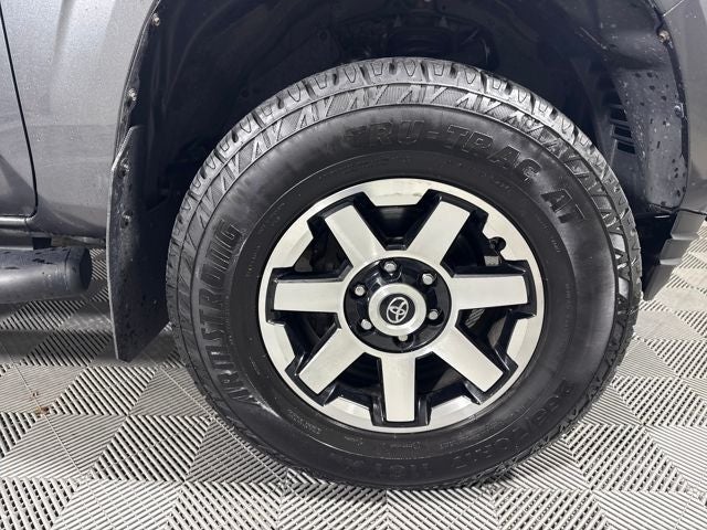 2019 Toyota Tacoma SR V6