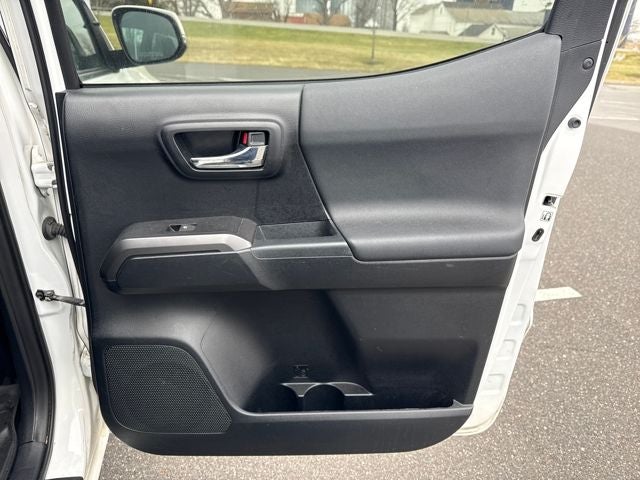 2016 Toyota Tacoma TRD Sport