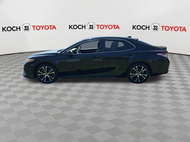 2019 Toyota Camry SE