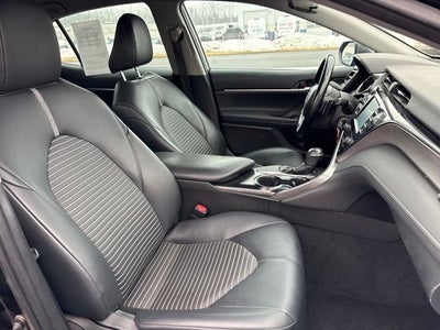 2019 Toyota Camry SE