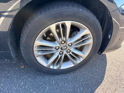 2015 Toyota Camry Hybrid SE