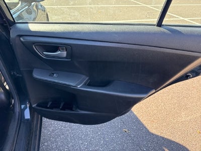 2015 Toyota Camry Hybrid SE