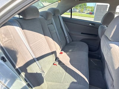 2005 Toyota Camry LE